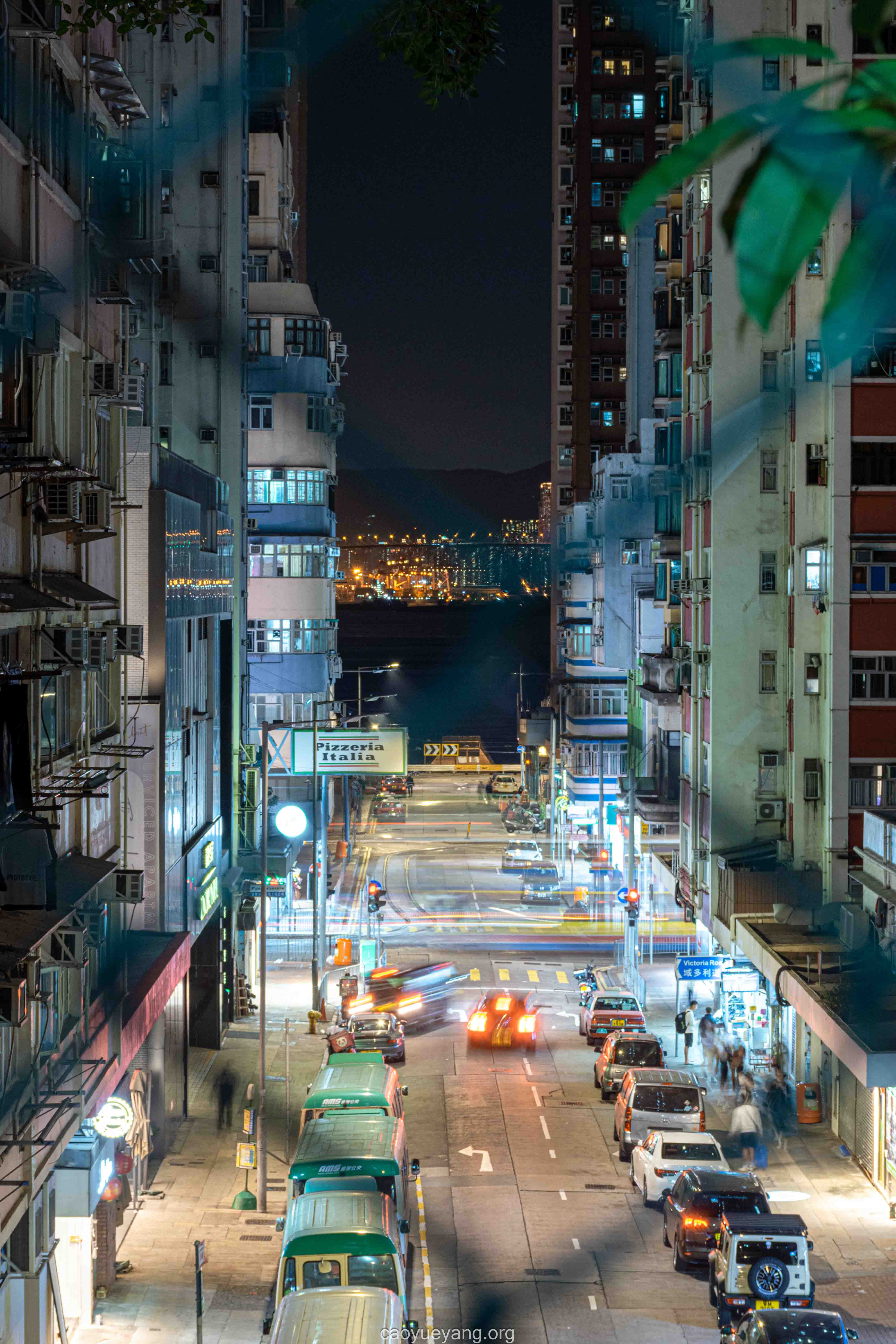 夜色坚尼地城